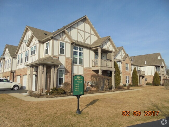 Building Photo - Lake Zurich Concord Village 2BR/2BA Awesome Rental