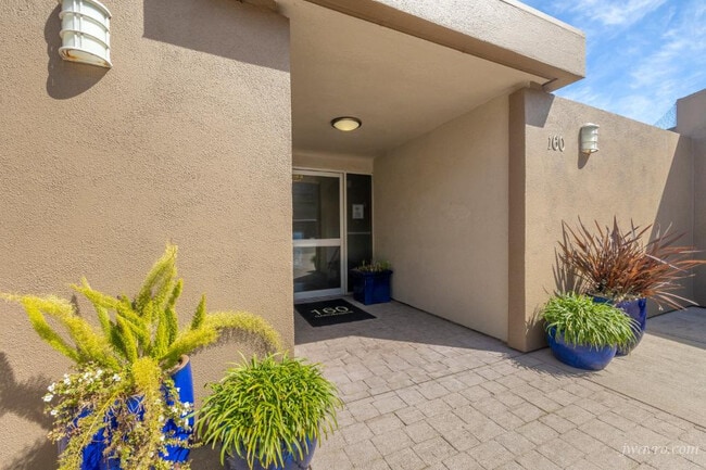 Photo - 160 Gardenside Dr Condo Unit 303