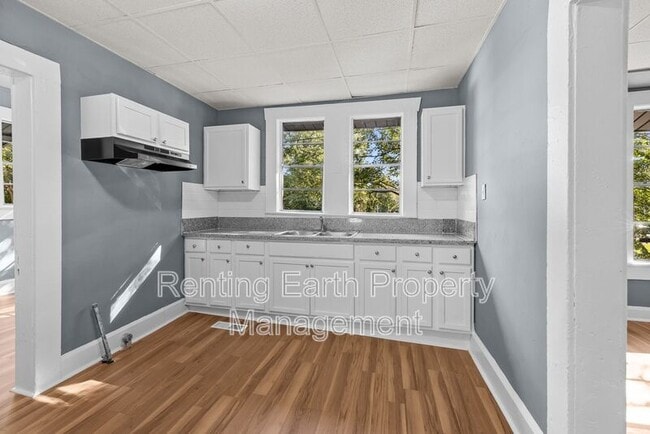 Photo - 2309 Eufaula Ave