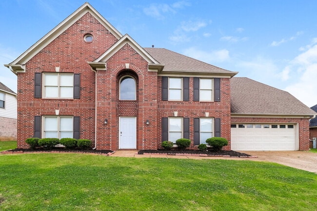 Building Photo - 5053 Winberry St