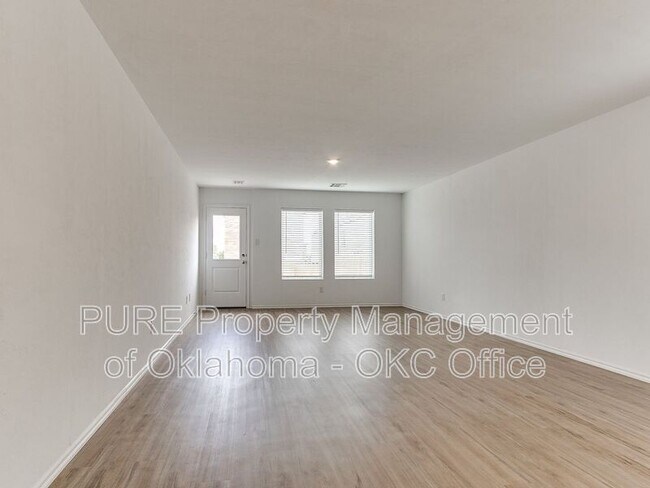 Photo - 3311 NW 148th St