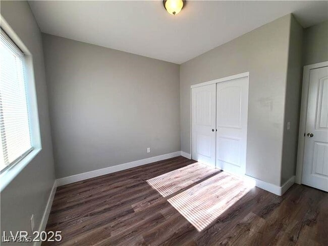 Building Photo - 1370 Ogallala St