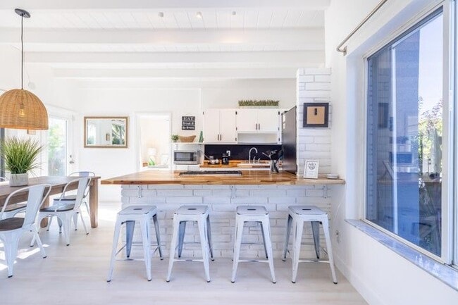 Photo - 3117 Fernwood Dr