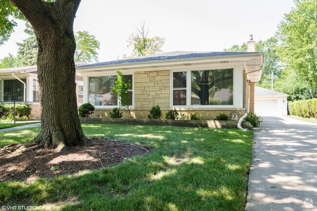 Building Photo - 233 Thelin Ct Rental