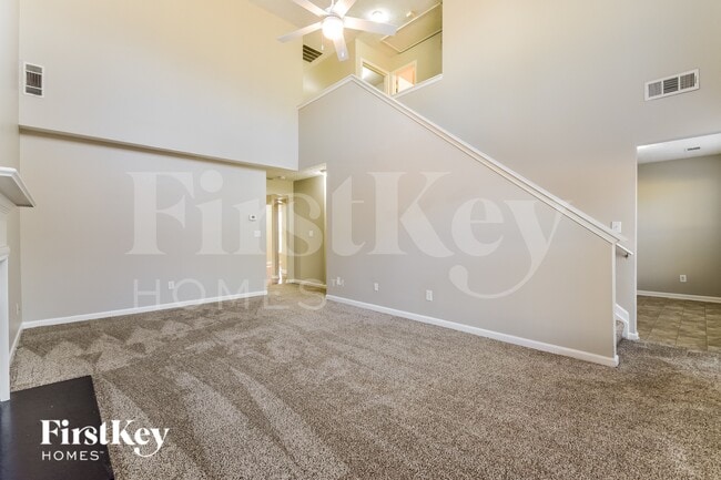 Photo - 1429 Gates Cir SE