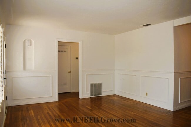Photo - 6661 9th Ave