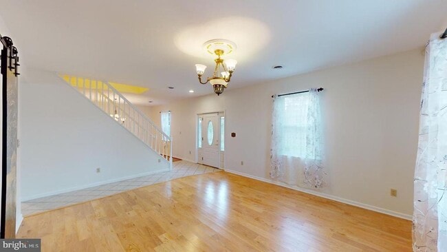 Photo - 252 S Lakewood Dr