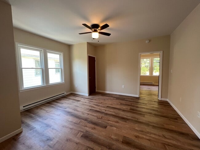 Living Room - 3007 S Main St Unit 3009 S. Main St. Apt 2