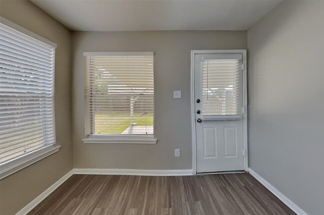 Photo - 4834 Elkmont Ct