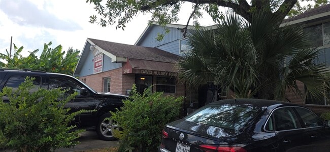 Building Photo - 4005 Irvington Blvd Unit 6