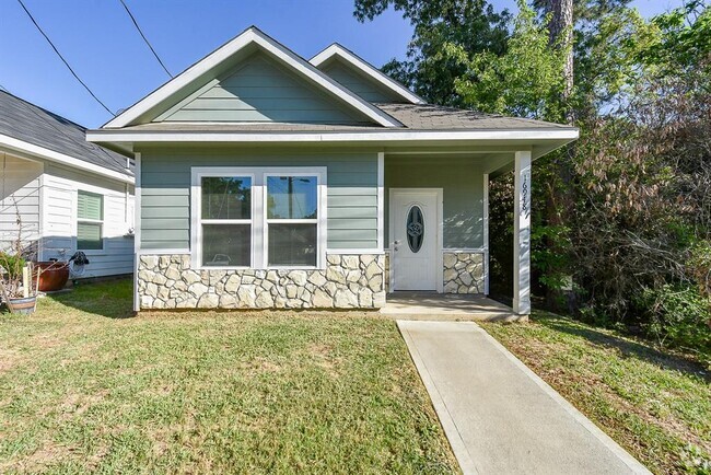 Building Photo - 16948 W Ivanhoe St Rental