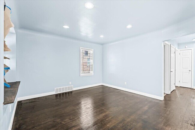 Photo - 14622 Frankfort St