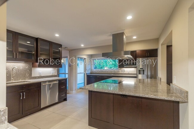 Photo - 16 Sunbrook Rd
