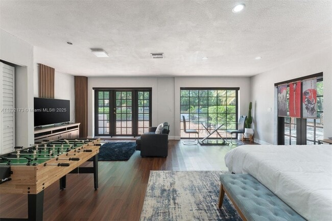 Photo - 1624 Granada Blvd