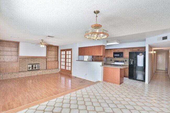 Photo - 5427 W Seldon Ln