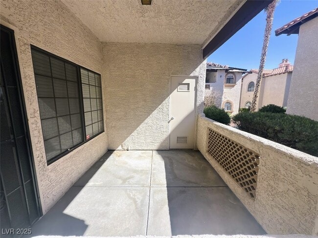 Photo - 1403 Santa Margarita St Unidad D