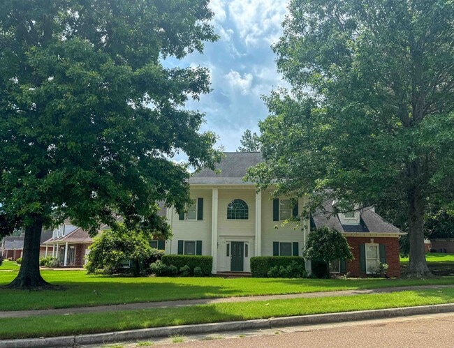 Photo - 335 Grand Steeple Dr House