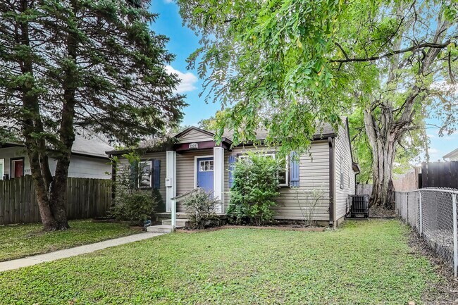 Photo - 1223 Saint Paul St