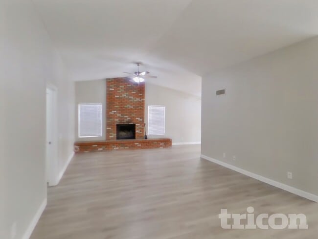 Photo - 10221 W Turney Ave