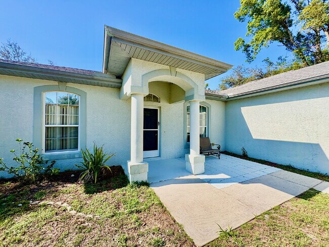Peace, Comfort, and Great Location in this 3-Bedroom 2 Bath Pool Home in North Port!