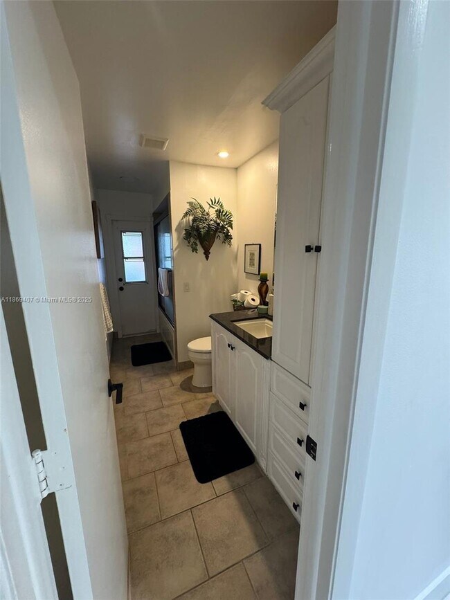 Photo - 260 NW 121st Terrace