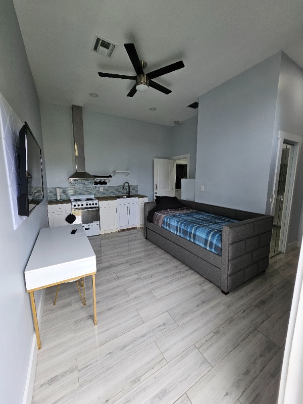 Photo - 5433 SW 19th St