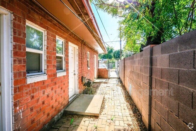 Building Photo - 303 W Highland Ave Unit 2 Rental