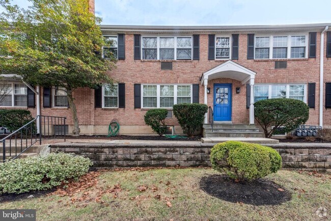 Building Photo - 1334 Montgomery Ave Unit D3 Rental