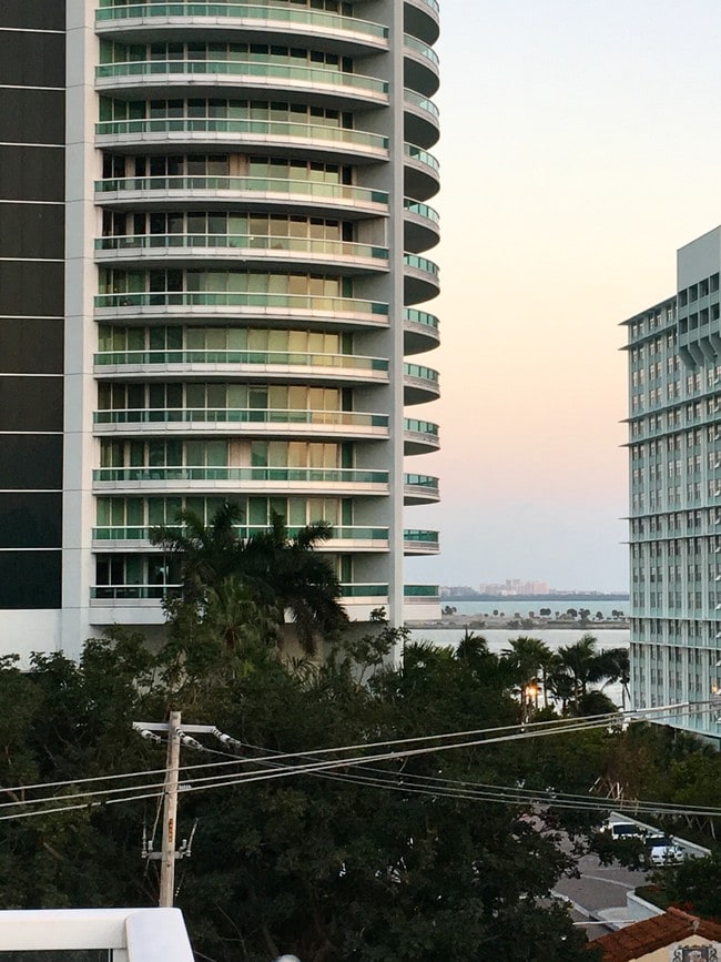 Photo - 1650 Brickell Ave Unidad 202