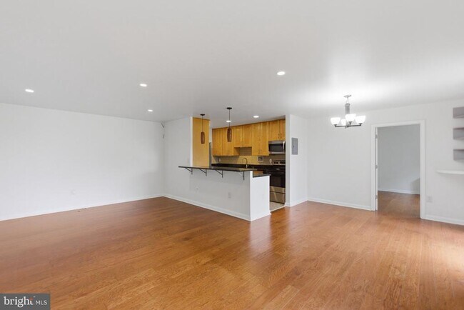 Photo - 7505 Democracy Blvd Unit 114
