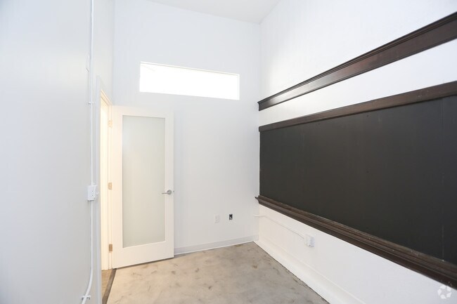 Photo - Broadway Lofts