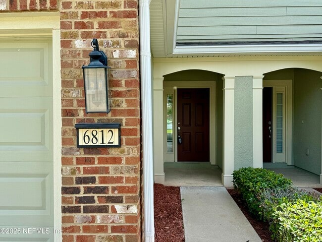 Photo - 6812 Roundleaf Dr