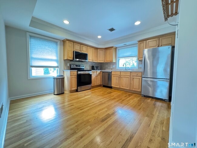 Photo - 17 Glenwood Ave Unidad A
