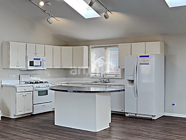 Photo - 121 Valleywood Dr