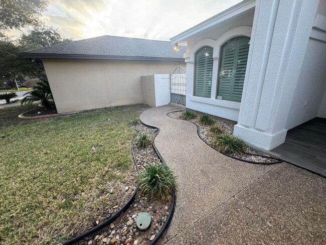 Photo - 2064 Lima Loop