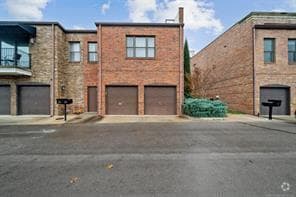 Building Photo - 713 S Madison Pl Rental