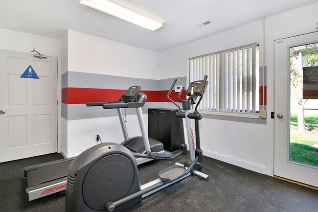 Photo - Merriman Woods Apartments