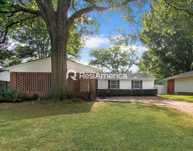 Building Photo - Fully Renovated 3/2 in 38128 Rental