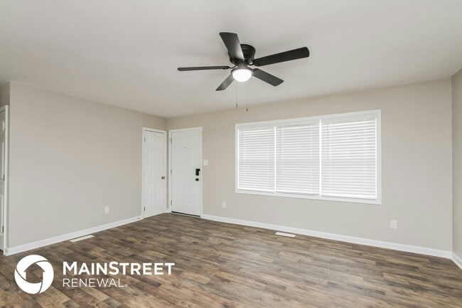 Photo - 107 Alexander St