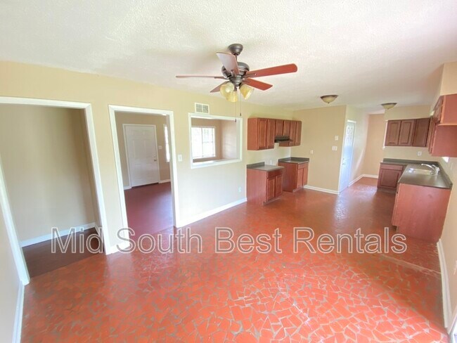 Photo - 341 Whiteville Ave