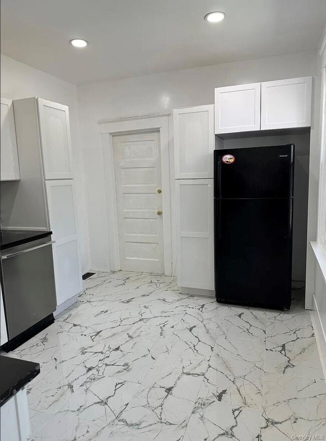 Photo - 15 Forbus St Unit 2