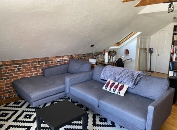 Building Photo - 6 School St Unit 3