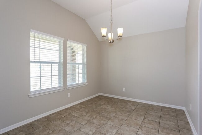 Photo - 1401 Oregon St