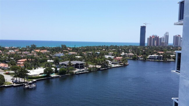 Photo - 20515 E Country Club Dr Unit 1543