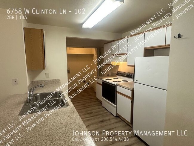 Photo - 6758 W Clinton Ln Unidad 102