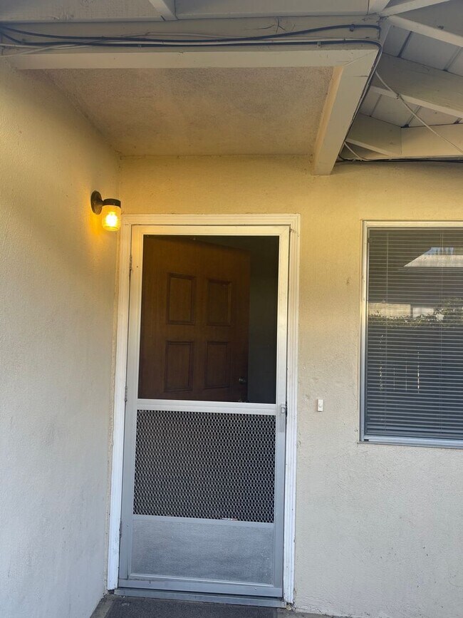 Photo - 579 Fir St