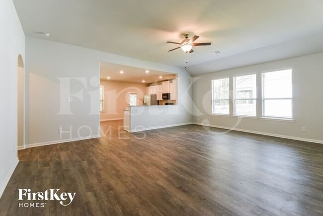 Photo - 131 Lk Wy Cir