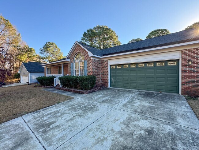 Photo - Charming 3 Bed 2 Bath Home in Jack Britt