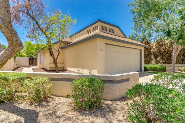 Building Photo - 5237 W Jupiter Way N
