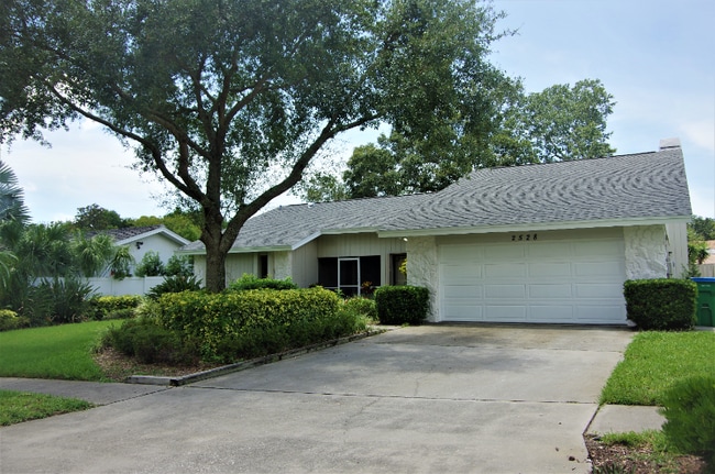 Photo - 2528 Tradewinds Trail